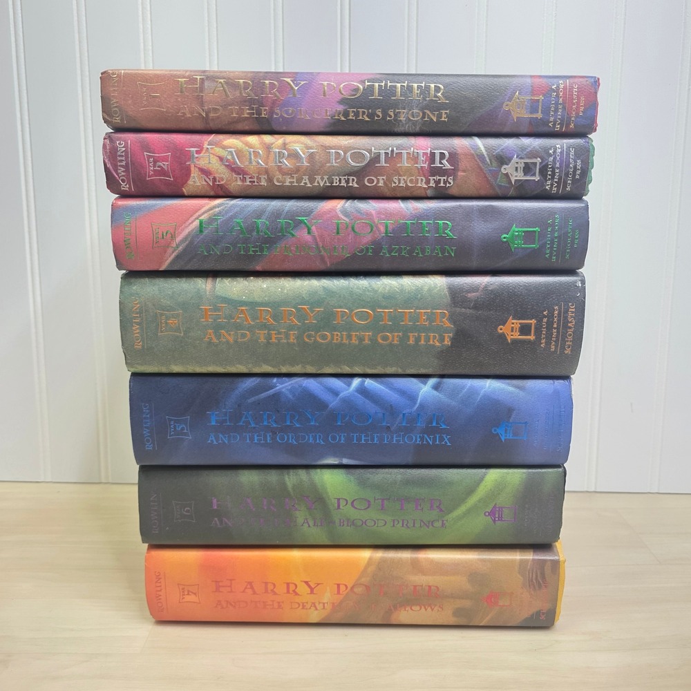 Harry Potter Hardcover Book Set 1-7 J.K. Rowling Scholastic Arthur A Levine